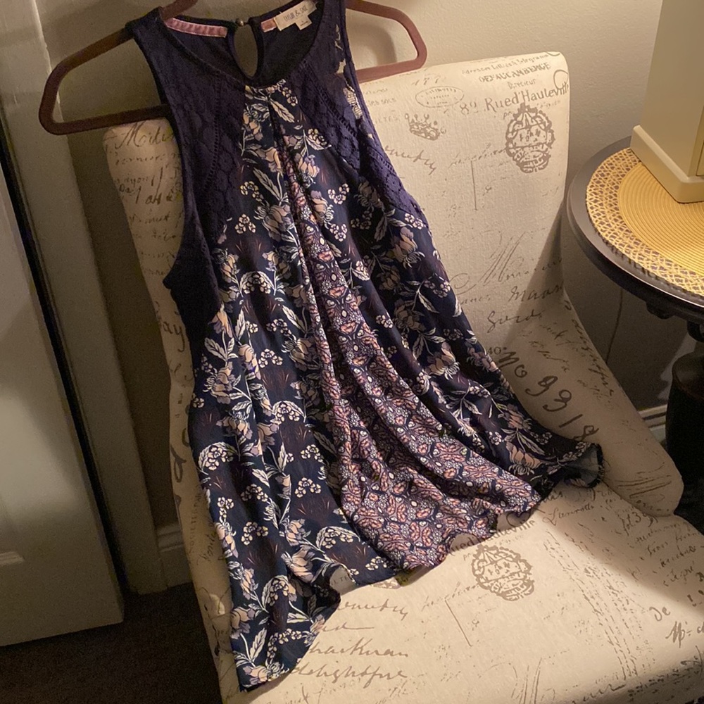 Navy floral lace tank. Size L. Very boho!